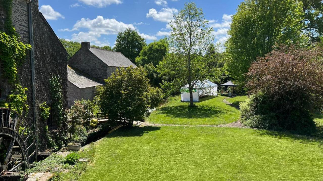 Moulin Menhirs & Zone Naturelle Protegee Saint-Just  Bagian luar foto